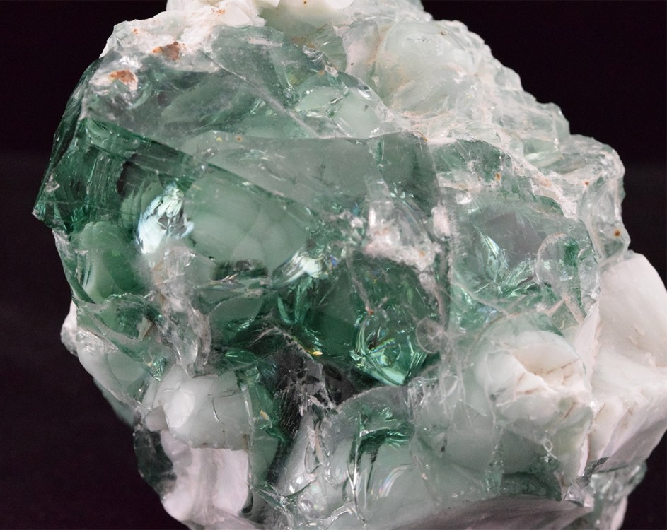 Pierre verte translucide : quartz, fluorite, chrysolite ? - Demandes d'  identification de minéraux - Géoforum