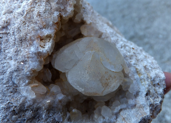 calcite macle1.jpg