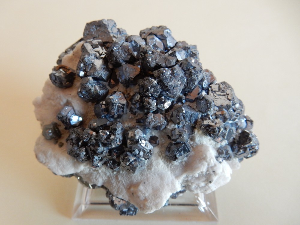 Galène_avec_Calcite_sur_Manganocalcite___11.JPG