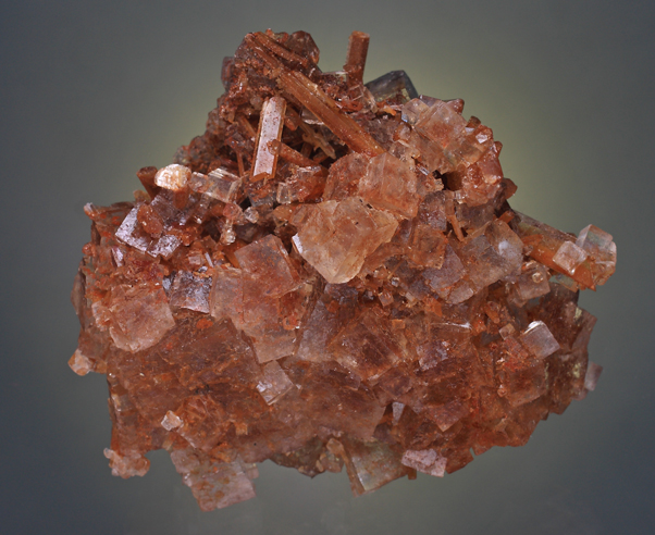 Halite-selenite-pologne.jpg.bbe165c600fa205c0f787410e07799dc.jpg