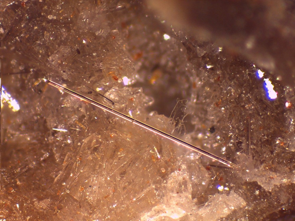 Eiffel Rutile 44x33 pds.jpg