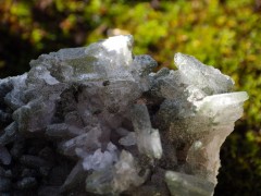 Quartz chloriteux Isère.JPG