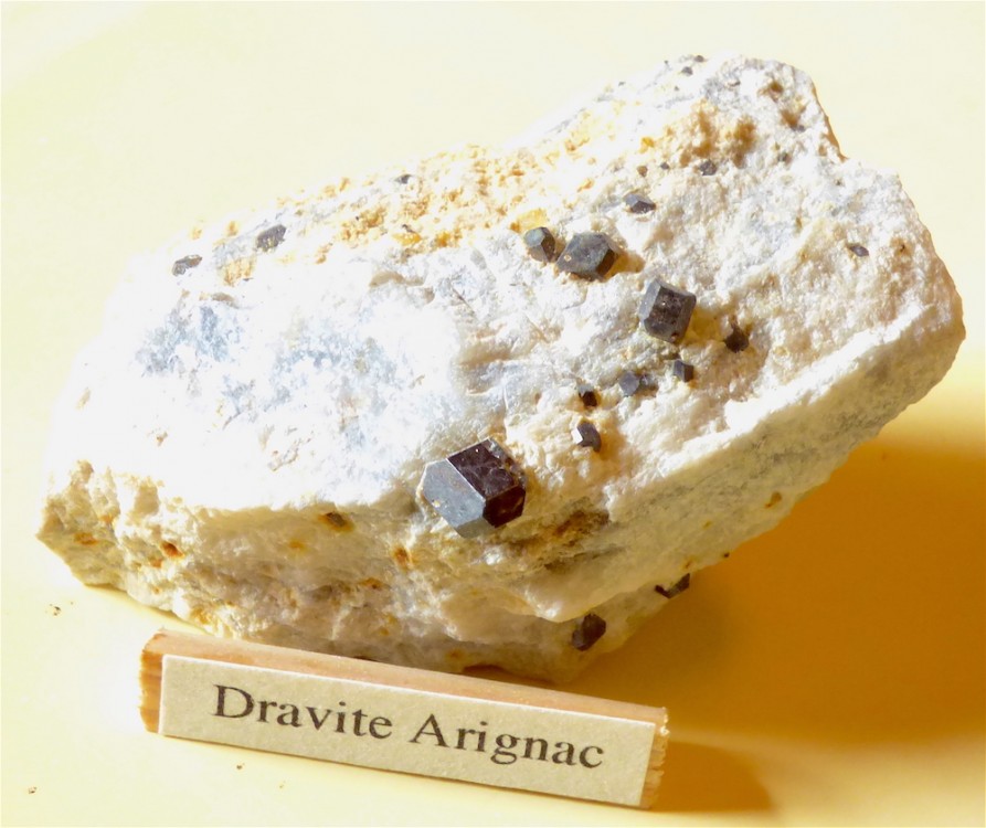 Dravite d'Arignac.JPG