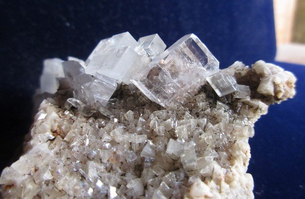 -cristaux-baryte-mineral.jpg